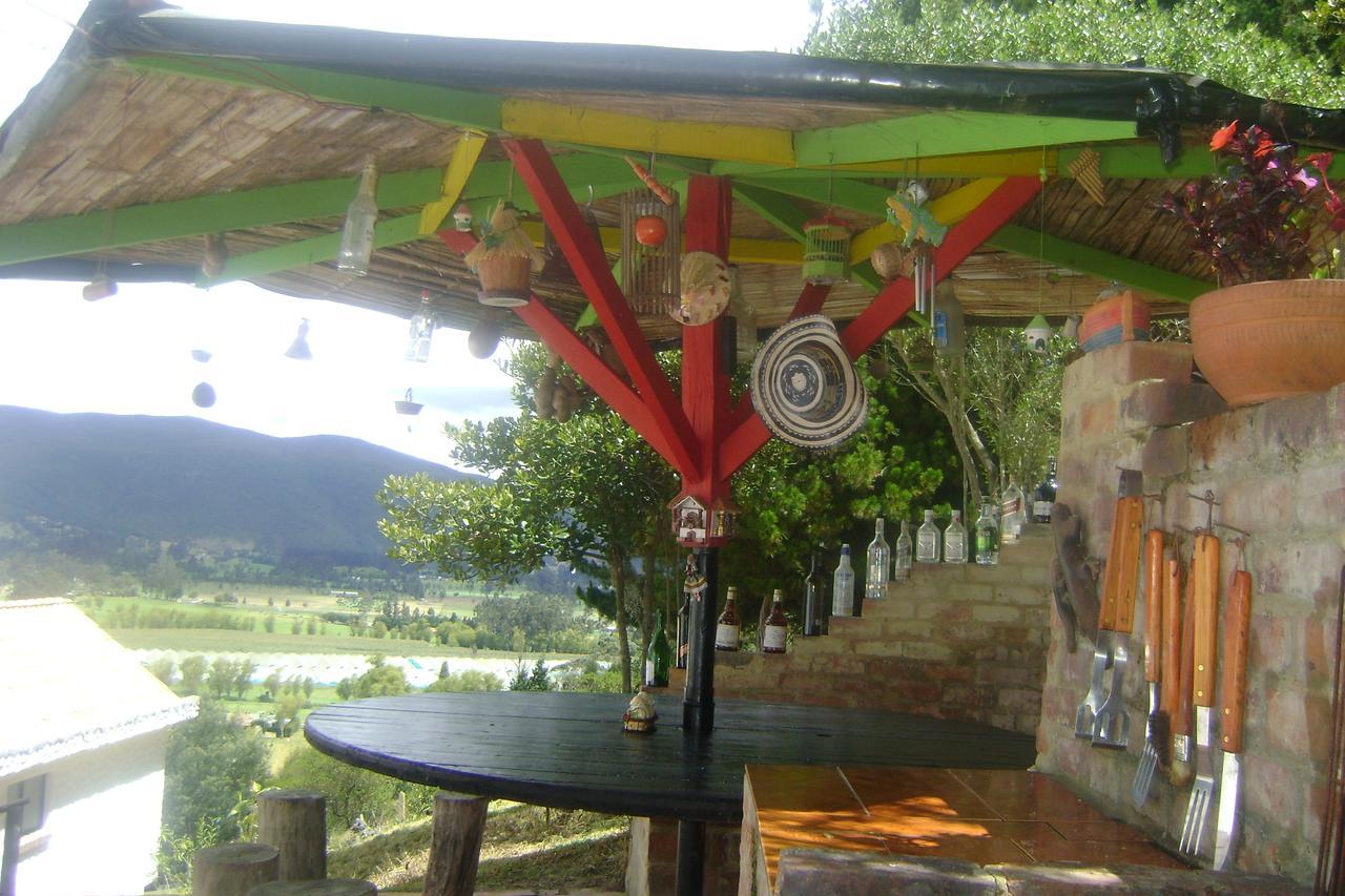 El Pedregal Sopo Panzió Kültér fotó