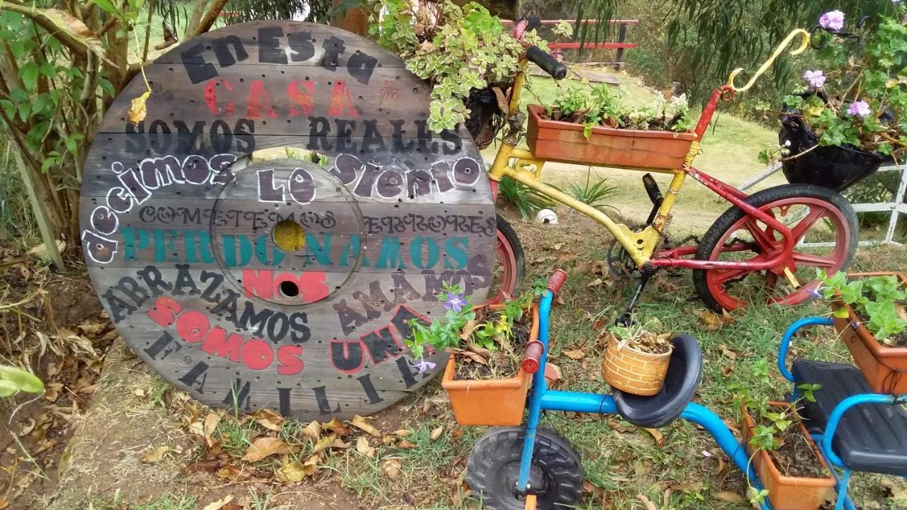 El Pedregal Sopo Panzió Kültér fotó